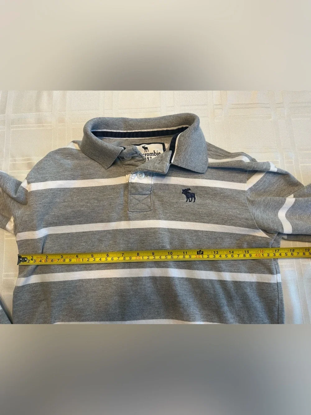 Abercrombie & Fitch Boys Large Pullover Shirt Gray Striped Long Sleeve Collared